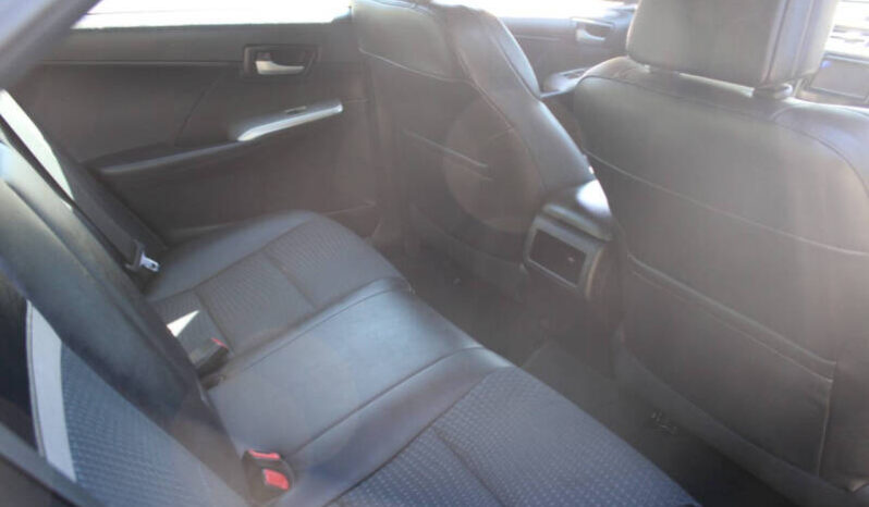 
								2014 Toyota Camry SE 4dr Sedan full									