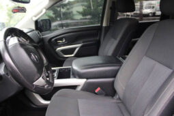 
										2018 Nissan Titan SV 4×4 SV 4dr Crew Cab full									