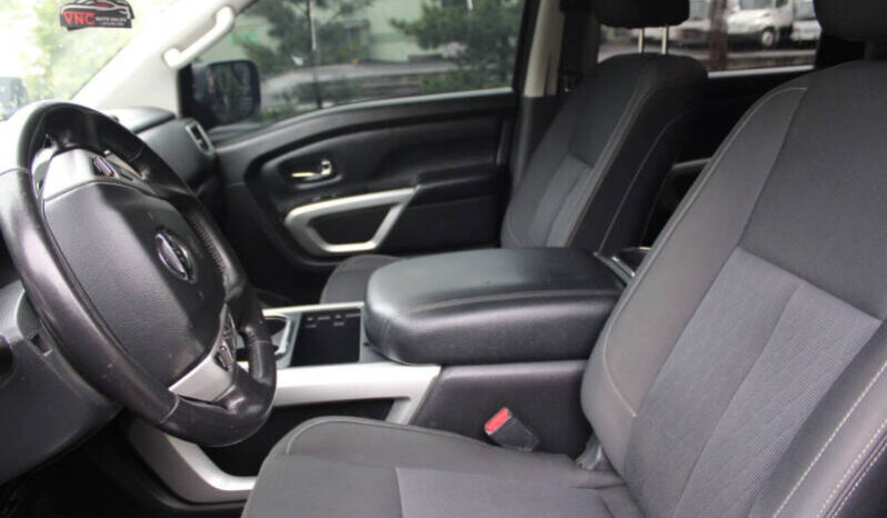 
								2018 Nissan Titan SV 4×4 SV 4dr Crew Cab full									