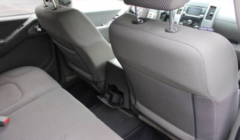 
								2016 Nissan Frontier SV 4×4 SV 4dr Crew Cab 6.1 ft. SB Pickup 5A full									