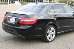 
										2012 Mercedes-Benz E-Class E 350 Luxury 4MATIC 4dr Sedan full									