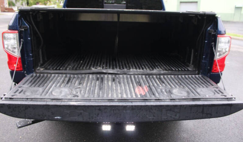 
								2018 Nissan Titan SV 4×4 SV 4dr Crew Cab full									