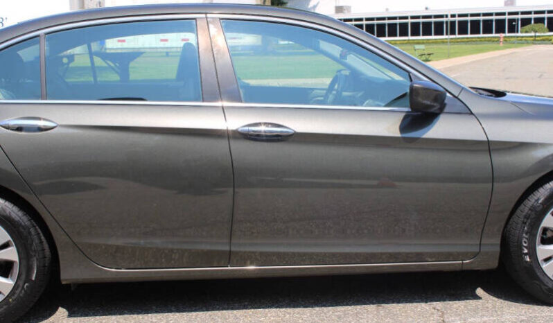 
								2015 Honda Accord LX 4dr Sedan full									