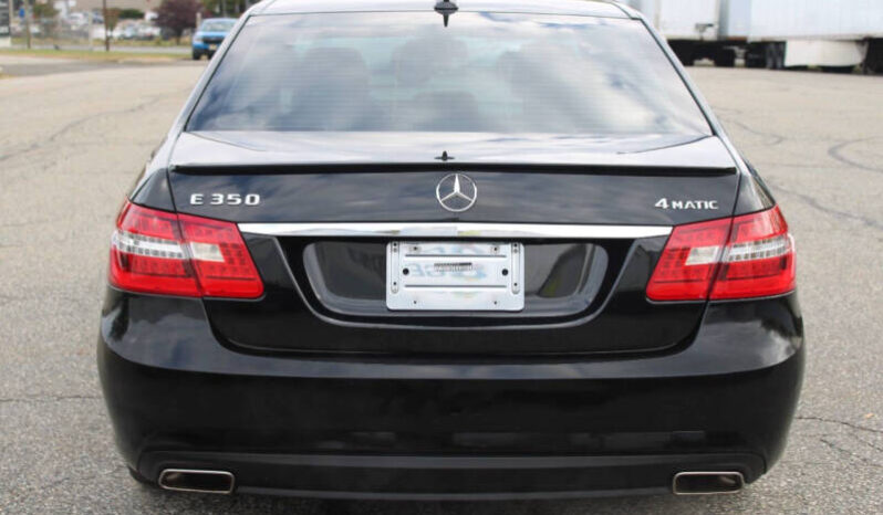 
								2012 Mercedes-Benz E-Class E 350 Luxury 4MATIC 4dr Sedan full									