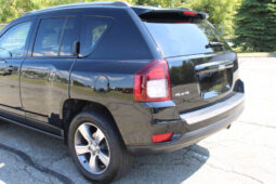 
										2017 Jeep Compass Latitude4×4 Latitude 4dr SUV full									