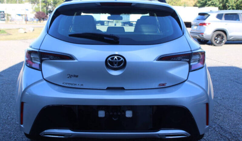 
								2020 Toyota Corolla Hatchback SE 4dr Hatchback full									