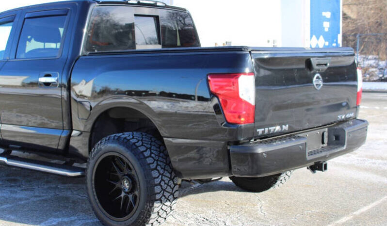 
								2017 Nissan Titan SV 4×4 SV 4dr Crew Cab full									