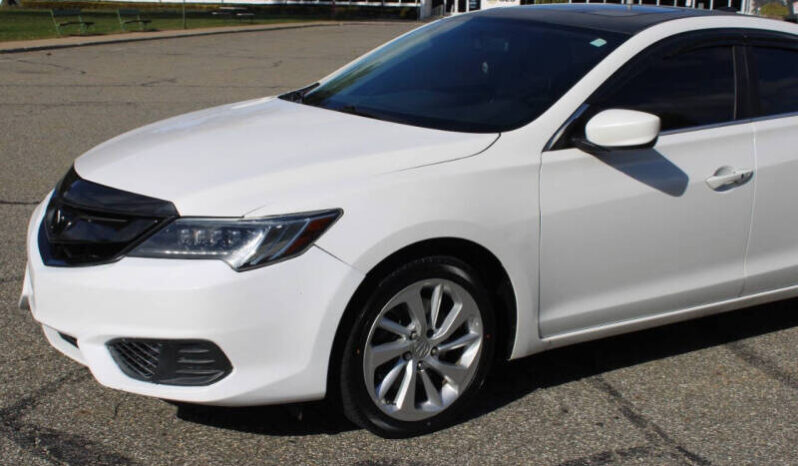 
								2017 Acura ILX 4dr Sedan full									