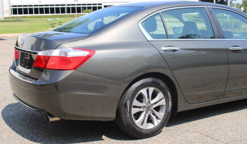 
								2015 Honda Accord LX 4dr Sedan full									