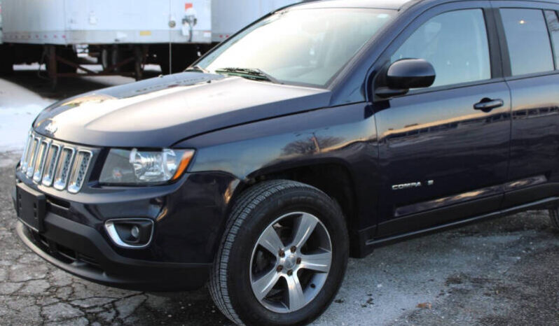 
								2016 Jeep Compass Latitude4×4 Latitude 4dr SUV full									