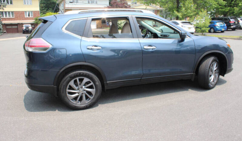 
								2016 Nissan Rogue SL AWD SL 4dr Crossover full									